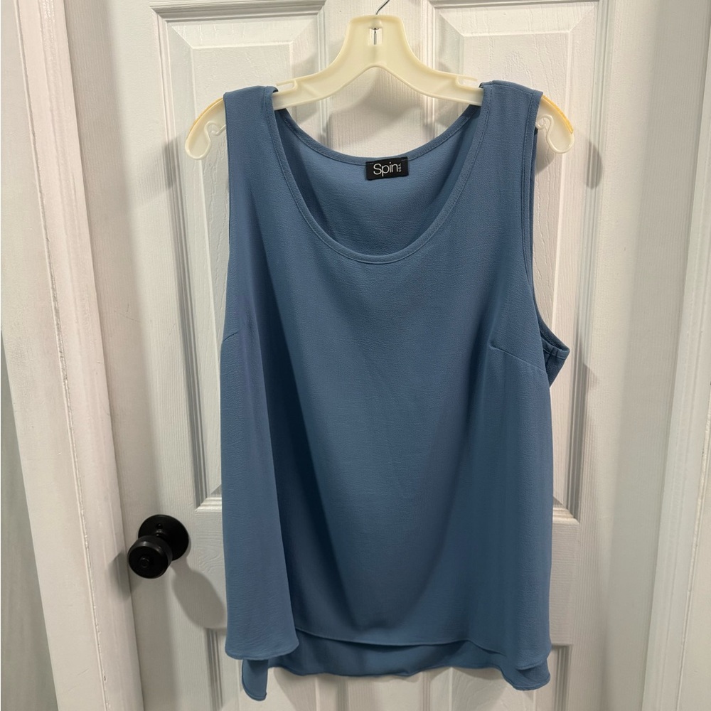 Spin by Spinelli Blue Sleeveless Scoop Neck Tank
